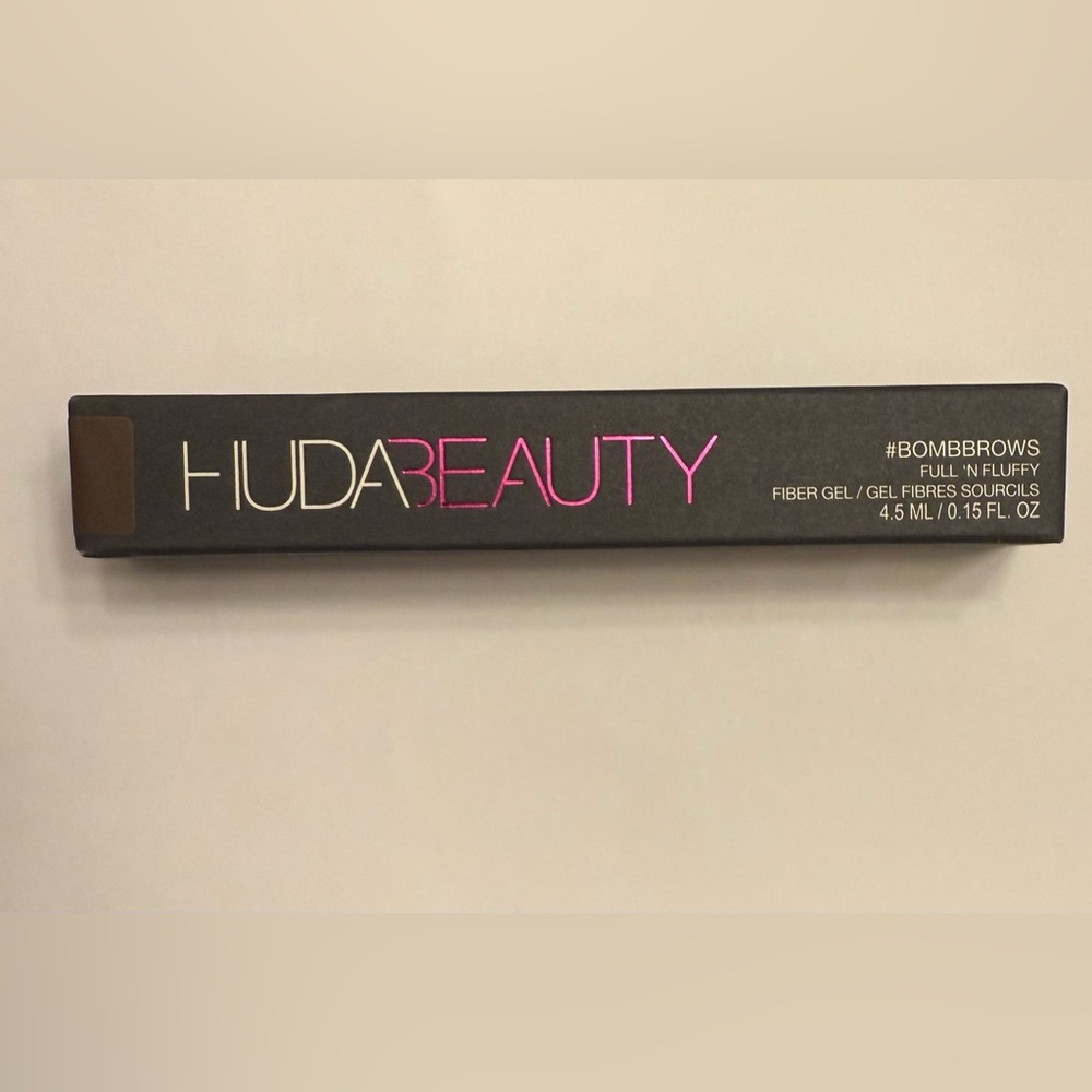 New HUDA BEAUTY BombBrows Full N’Fluffy Fiber Gel in Medium Brown
